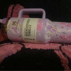 Stanley Quencher H2.0 Tumbler - Floral Lavender